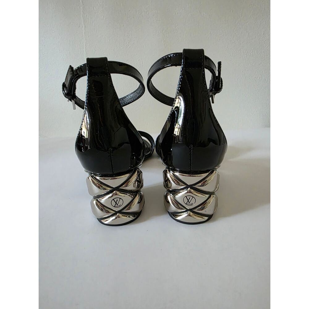 Louis Vuitton Black Patent Leather Silver-tone Sandals 36 sz - Picture 9 of 16